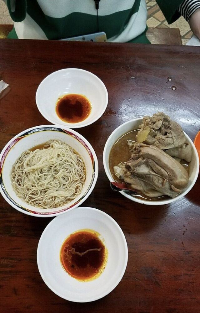 環記麻油雞