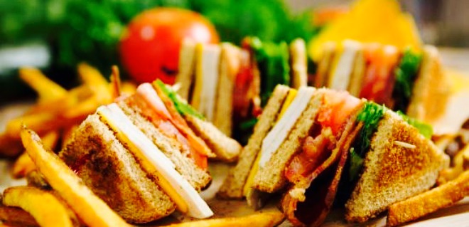 Outpost Restaurant餐厅图片