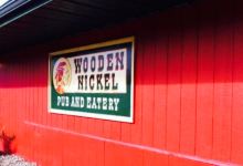 Wooden Nickel Pub & Eatery美食图片