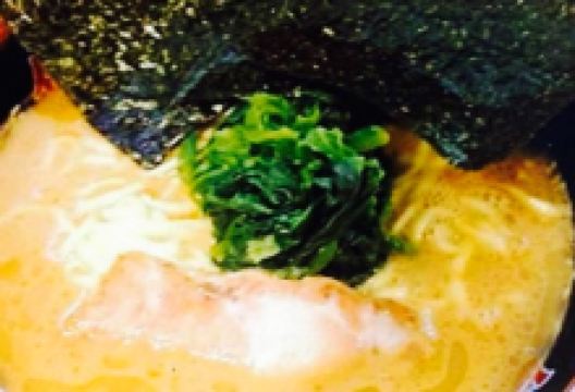 Yokohama Ie style Ramen Samurai美食图片