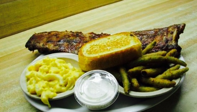 Akins Bar-B-Q & Grill餐厅图片