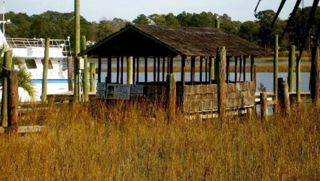 Dockside Seafood House