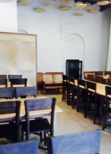 Red House Bar & Restaurant