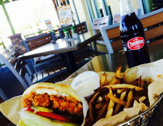 PDQ Durham餐厅图片