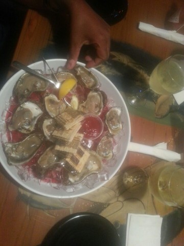 Quarterdeck Seafood Bar餐厅图片