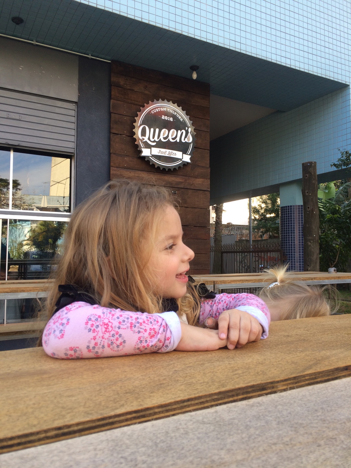 Queen's Park Bikes餐厅图片