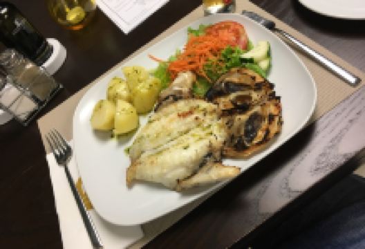 R3 Restaurante美食图片