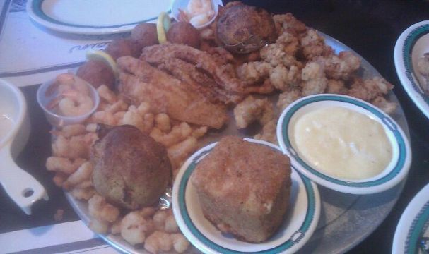 Captain Joe's Seafood Midway