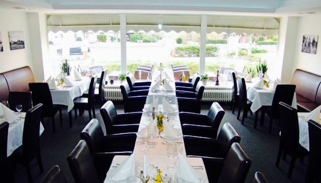 MS Glücklich am Meer餐厅图片