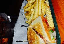 Shores Bar and Grill美食图片