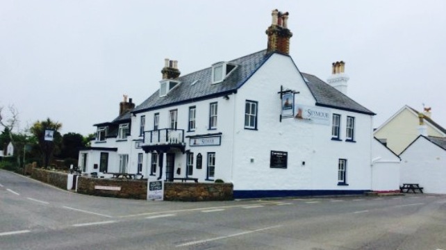 The Seymour Pub & Restaurant