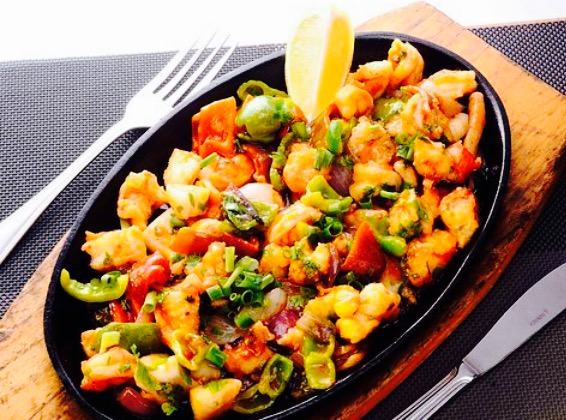 Vellvett Grill Lounge & Bar餐厅图片