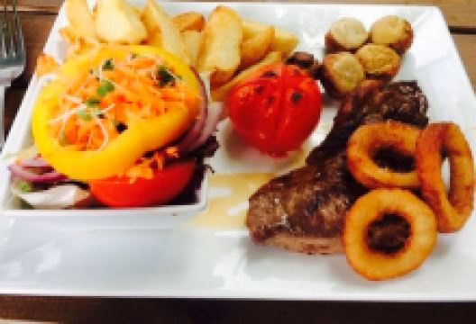 The Talbot Inn Restaurant美食图片