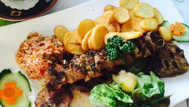 Restaurant Central Untergrombach餐厅图片