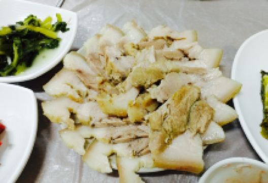 Baek Village Buckwheat Noodles美食图片