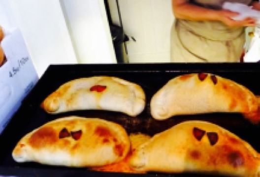 Dough & Deli美食图片