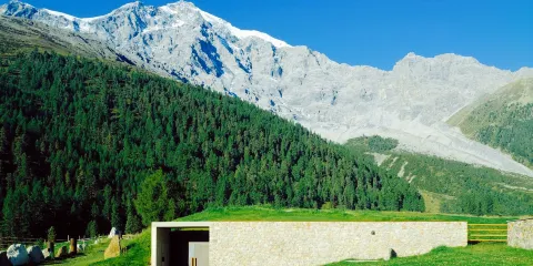 梅斯納爾山峯博物館