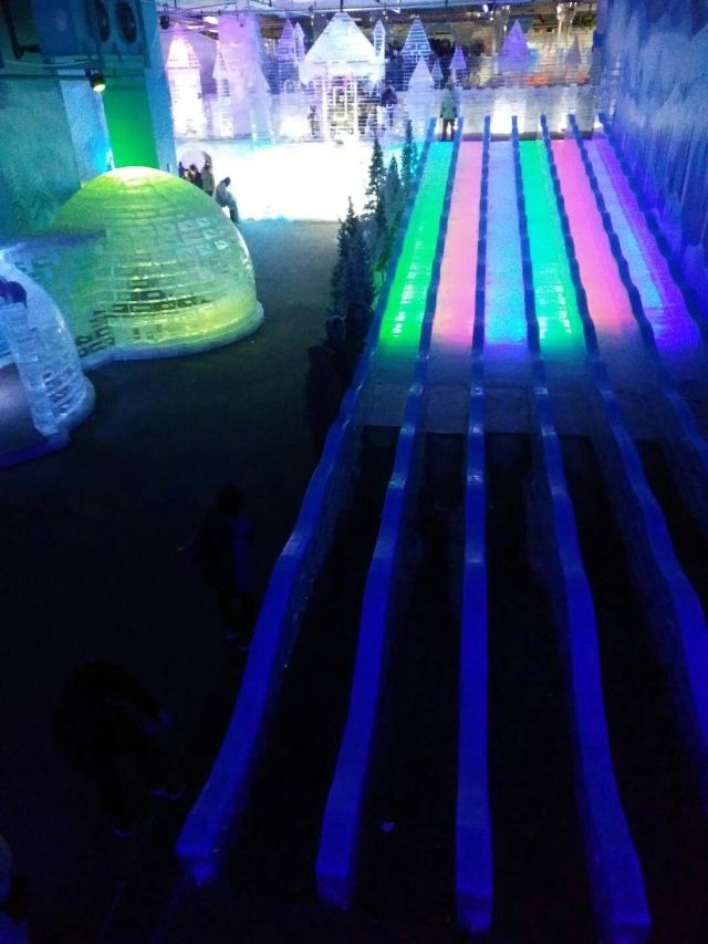 新密郑州银基冰雪世界游玩攻略简介,新密郑州银基冰雪世界门票/地址/图片/开放时间/照片/门票价格【携程攻略】