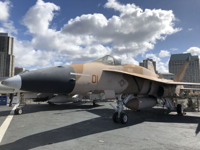 中途島號航空母艦博物館