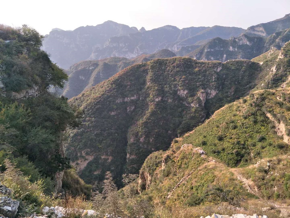 易县千佛山森林公园 · 保定市 · 景点