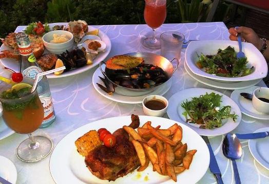 Gustoso By The Beach餐厅图片