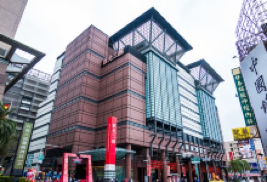 新光三越台南新天地小西门购物图片