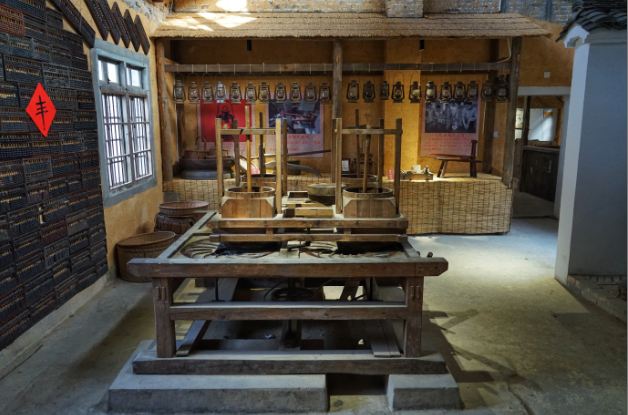 3-Day Qingyang Tour: Spectacular Lianfengyunhai and Mystical Jiuhuashan
