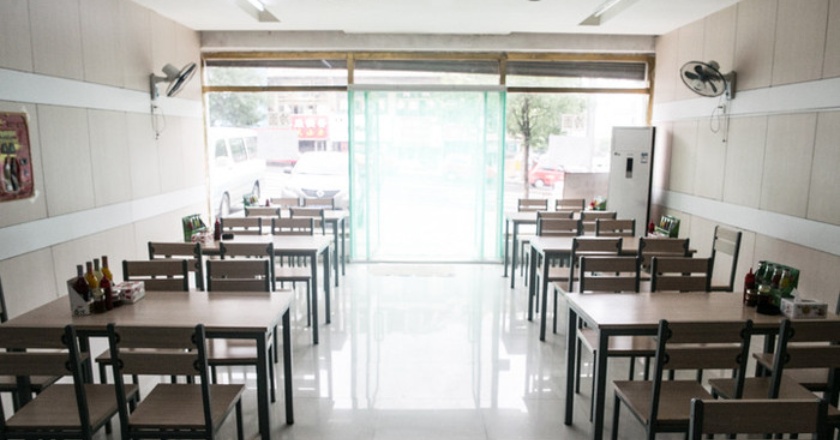 流浪人家重庆鸡公煲排骨米饭(房产开发店)