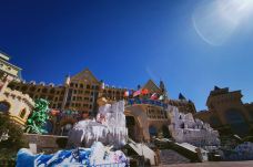 石林冰雪海洋世界-石林-兔子笑出酒窝