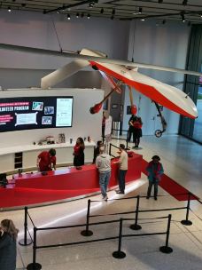 国际间谍博物馆-华盛顿-翱翔的大鲨鱼