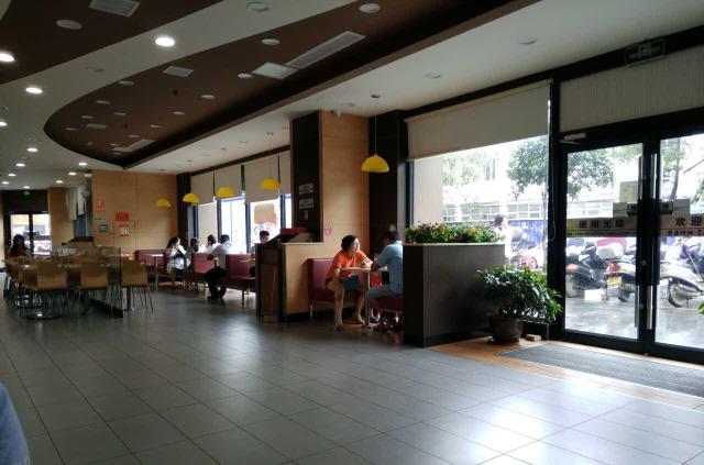 胜客贝(上犹店)餐厅图片