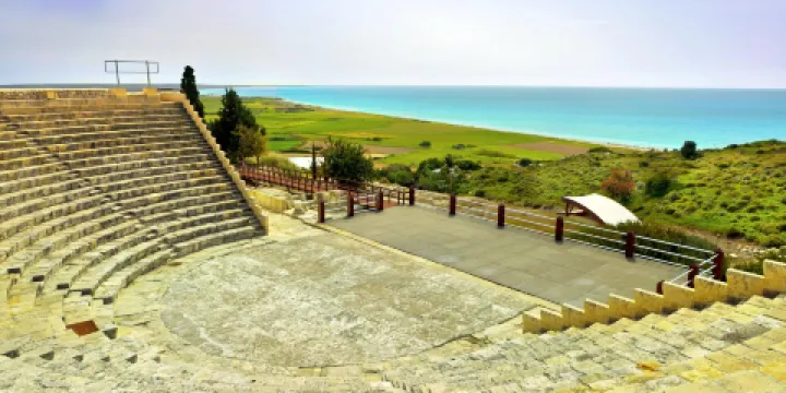 庫裡翁古代圓形劇場