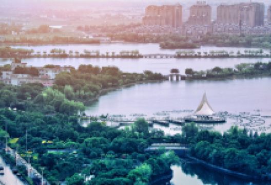 东湖公园景点图片
