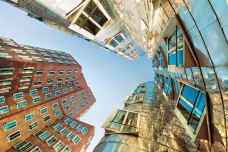 媒体港区-杜塞尔多夫-尊敬的会员