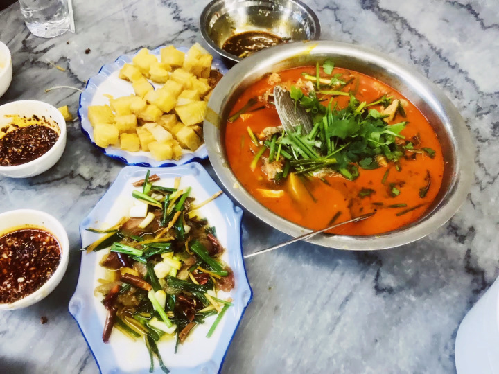 正杨海稍鱼餐馆