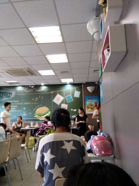 华莱士·全鸡汉堡(南安官桥86号店)