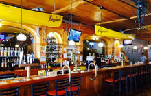 River House Bar & Grill餐厅图片