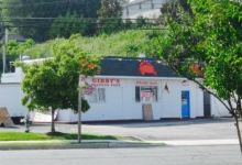 River City Crabs & Seafood购物图片