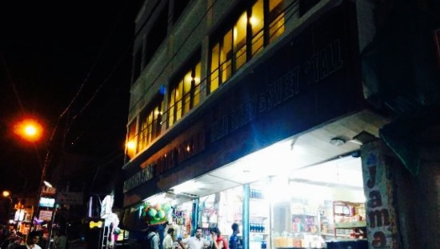 Hotel Milan Manor餐厅图片