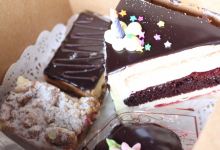 Petit Four Pastry美食图片
