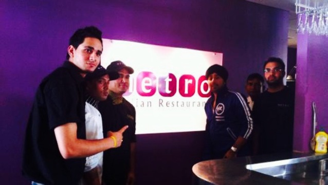 Metro Indian Restaurant餐厅图片