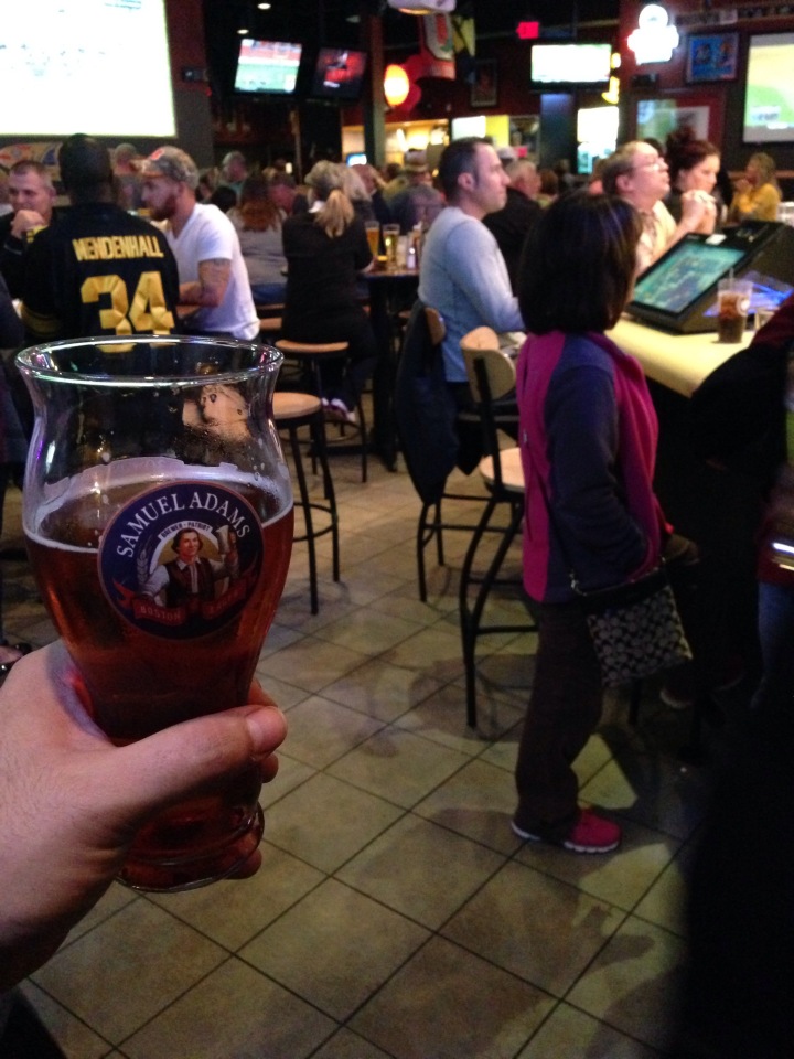 Buffalo Wild Wings Grill & Bar