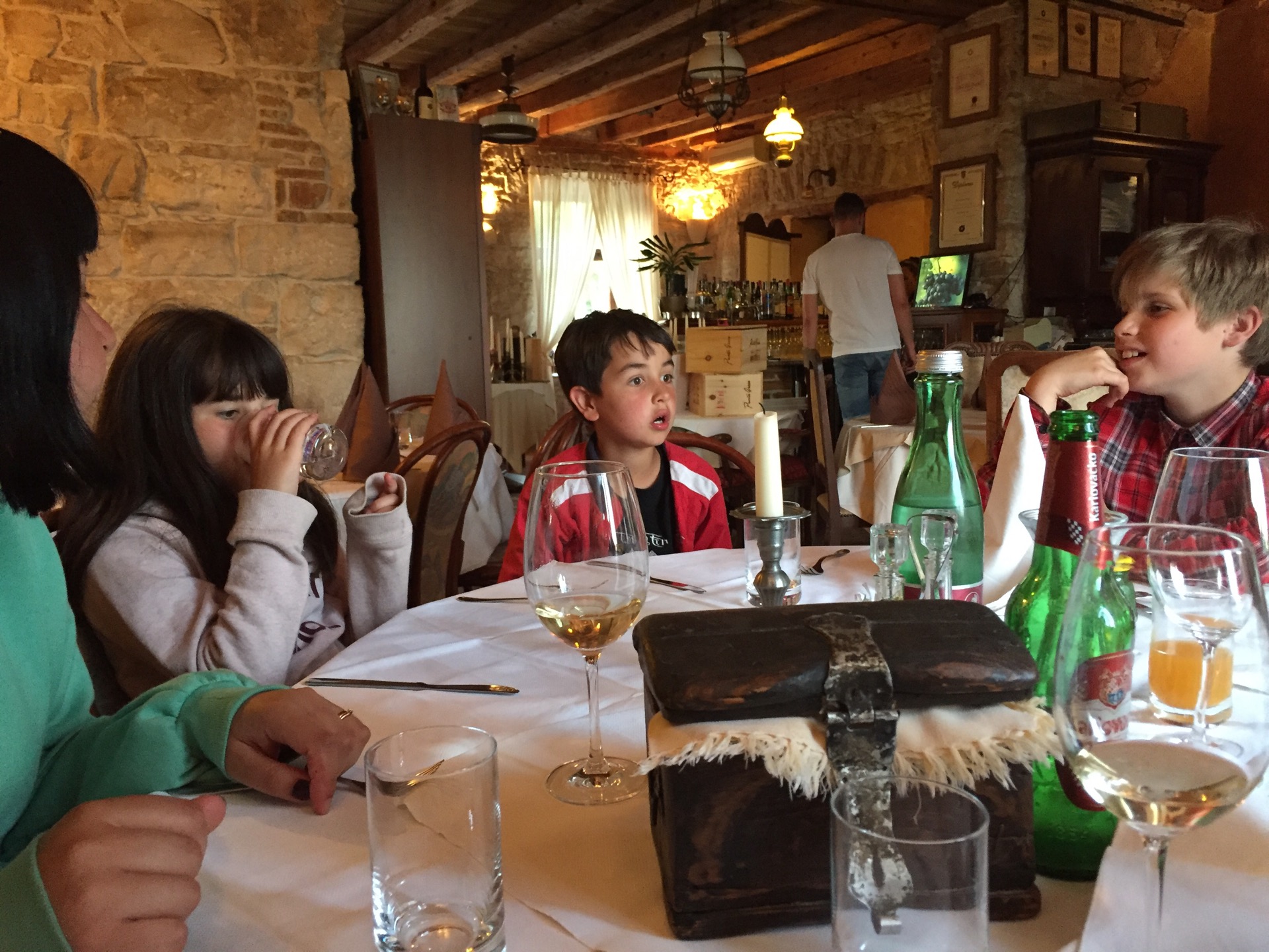 Gina restaurant餐厅图片