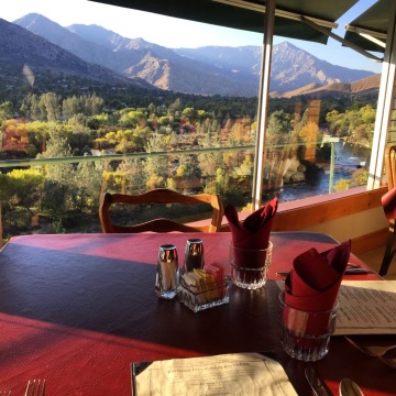 Ewing's Restaurant on the Kern