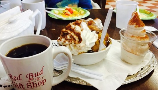 Red Bud Gourmet Coffee & Tea餐厅图片