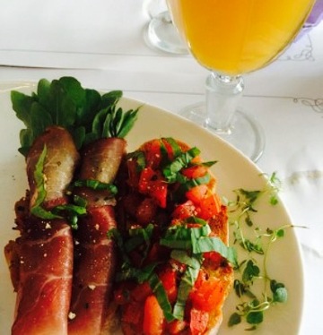 Lavenda Cafe & Galeria