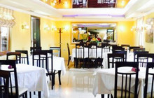 Restorant Shëndëllia餐厅图片