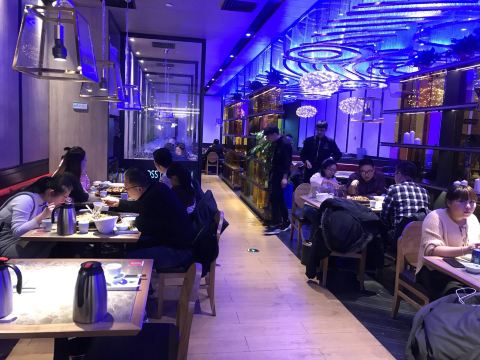 老板恋上鱼(全运村中央广场店)