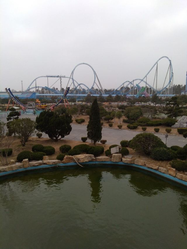 Quancheng Oulebao Menghuan Shijie - European-Themed Amusement Park