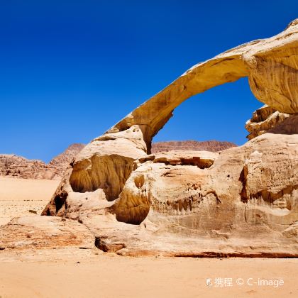 约旦安曼+沙特阿拉伯埃尔奥拉+利雅得15日14晚私家团